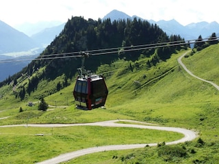 Wandern auf dem Hahnenkamm