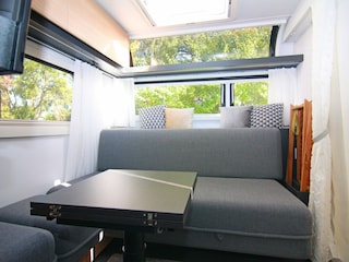 Trailer Neuendorf (Gnitz) Features 14