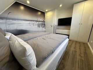 Schlafen OG mit Außenjalousien