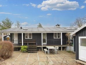 4 Sterne Ferienhaus in Glesborg - Fjellerup Strand - image1