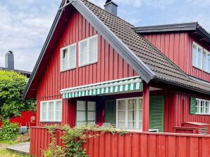 Holiday house 4 star holiday home in GRISSLEHAMN - Grisslehamn - image1