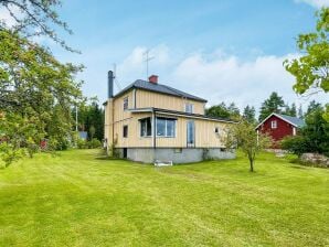 8 Personen Ferienhaus in HULTSFRED - Målilla - image1