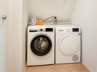 Waschmaschine und Trockner