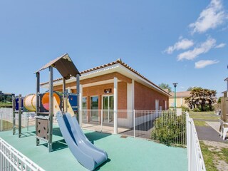 Parc de vacances Lespignan  13
