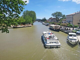 Vakantiepark Homps Omgeving 19