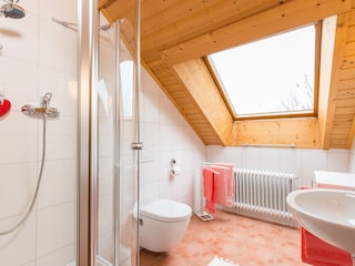 Bad mit Dusche
