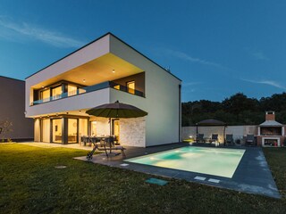 Casa per le vacanze Labinci Registrazione all'aperto 8