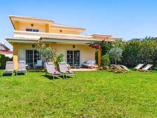 Holiday house Lagos Features 12
