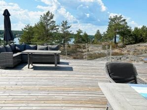 5 Sterne Ferienhaus in VÄSTERVIK - Västrum - image1