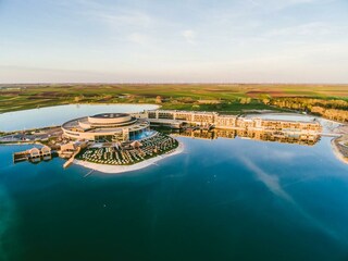 Aussenaufnahme © St. Martins Therme & Lodge