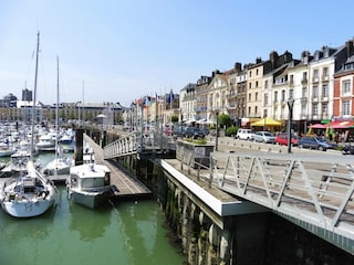 Vakantiehuis Saint Martin aux Buneaux Omgeving 18