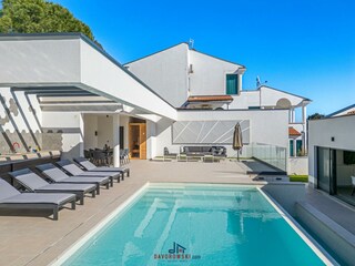 Villa Pješčana Uvala Buitenaudio-opname 2