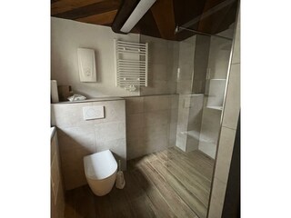 Neues Bad im Erdgeschoss