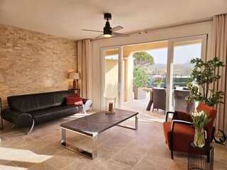 Living room with access to terrace