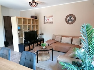 gemütliches Sofaeck im Wohnzimmer OG