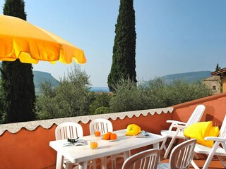 Holiday park Costermano  35