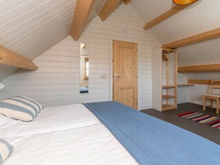Schlafzimmer mit 3 Luxus Einzel Boxspringbetten (90x200
