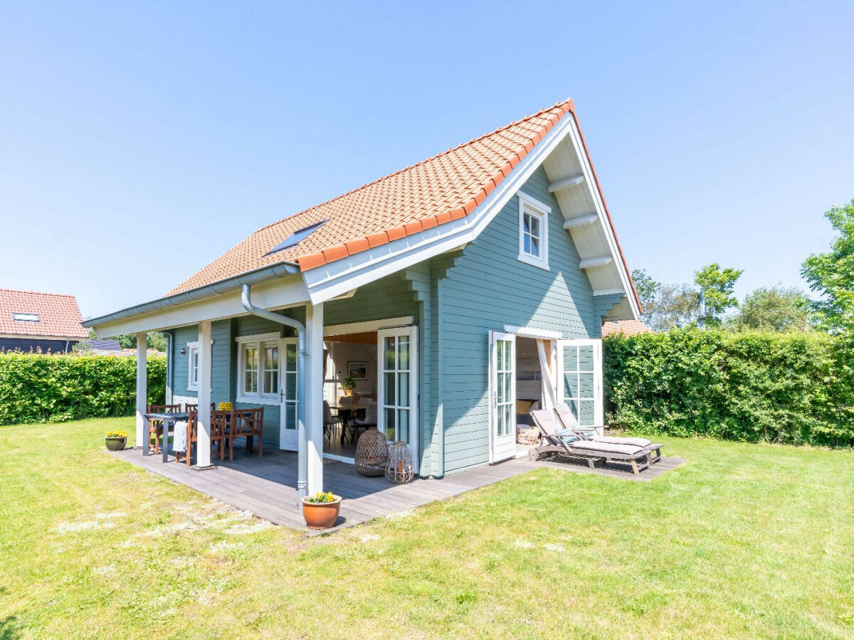 Das wunderschöne, neu erbaute Ferienhaus mit Veranda