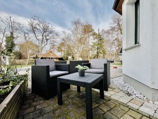 möblierte Terrasse