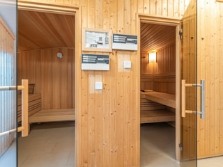 Wellnessbereich im Dachgeschoss des Hauses