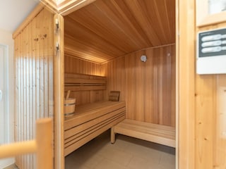 Wellnessbereich im Dachgeschoss des Hauses