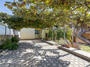 Rinaldis - Apartment with Garden View No.2