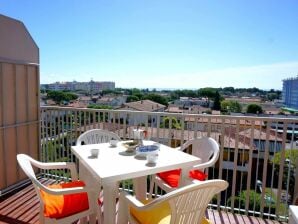 Apartment Ansprechende Wohnung mit privater Terrasse - Porto Santa Margherita - image1