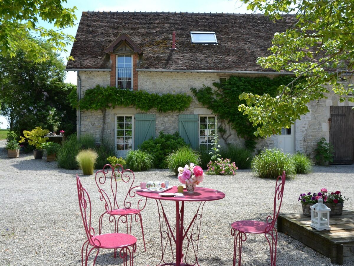 Maison de vacances Chilleurs-aux-Bois Enregistrement extérieur 1