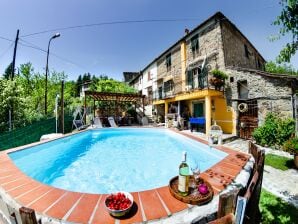 Ferienhaus Prächtiges Cottage mit Pool in San Marcello Pistoiese - Pescia - image1