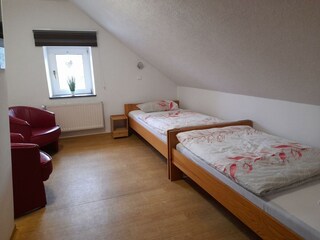 Doppelzimmer Nr. 4 /   2 OG