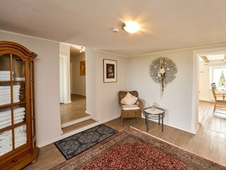 Eingangsbereich mit Leseecke