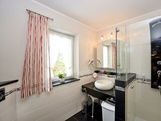 Bad mit Wellnessdusche