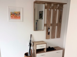 Charly Flurweg 12 UG Garderobe