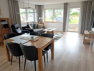 Charly Flurweg 12 UG Wozi Gesamt