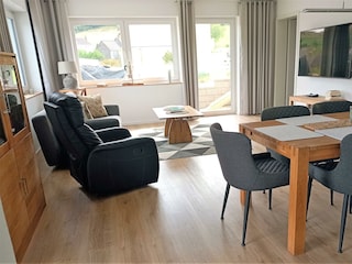 Charly Flurweg 12 UG Wozi