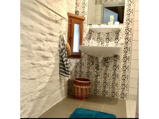 Toilette mit Dusche Scheune