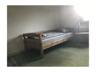 Schlafzimmer 3 mit Blick zum Fluß Urft (Südseite)
