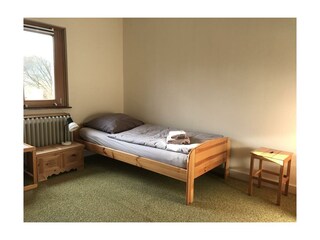 Schlafzimmer 3 mit Blick zum Fluß Urft (Südseite)