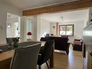 Wohn-/Esszimmer