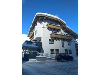 2021-01-16 Pension Dorfstube Holzgau Schönwetter W