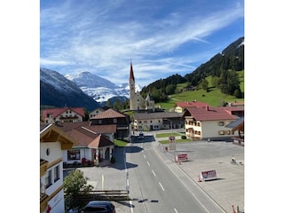 Ausblick Zimmer 304 Dorfstube Holzgau