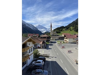 Dorfstube Holzgau Ausblick Zimmer 304