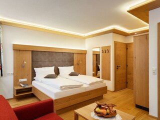 Zimmer_101_Dorfstube_Holzgau_Lechtal_Gästevermietu