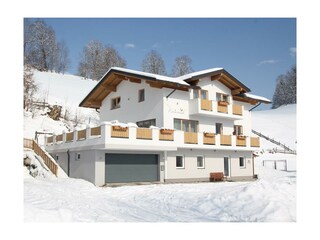 Naturnah_Aussenansicht_Winter