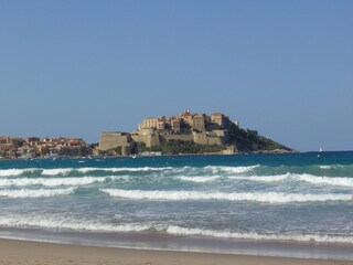 Strand von Calvi