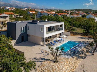 Villa Maslenica Outdoor Recording 6