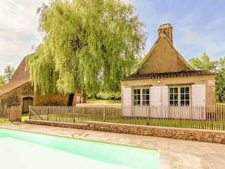 Cottage Saint-Georges-de-Montclard Outdoor Recording 1