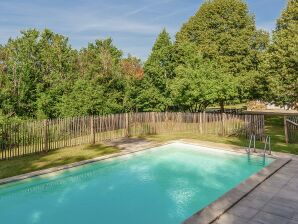 Gîte Impressionnante demeure en Aquitaine avec piscine - Saint Georges de Montclard - image1