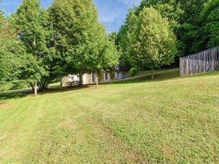 Type de propriété : Chalet Saint-Georges-de-Montclard Enregistrement extérieur 10