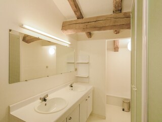 Type de propriété : Chalet Saint-Georges-de-Montclard Équipement 28